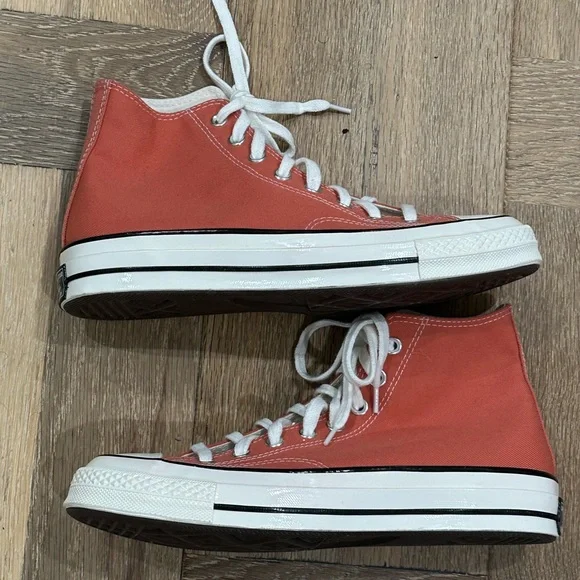 Converse Chuck Taylors in Salmon Coral New Without Box - Picture 5 of 7